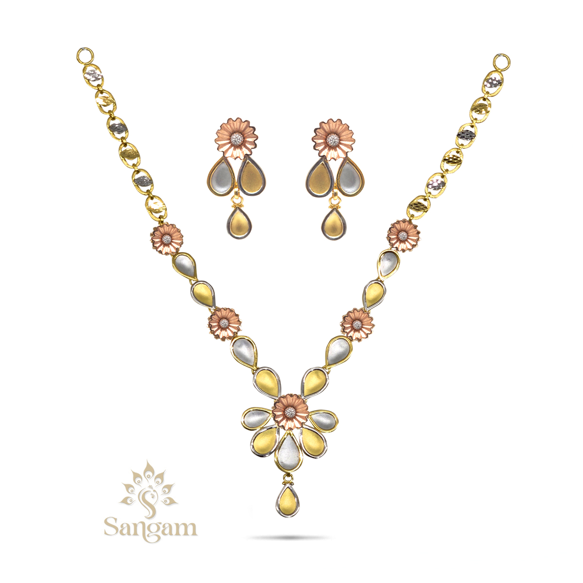 23 ANTIQUE NECKLACE 1